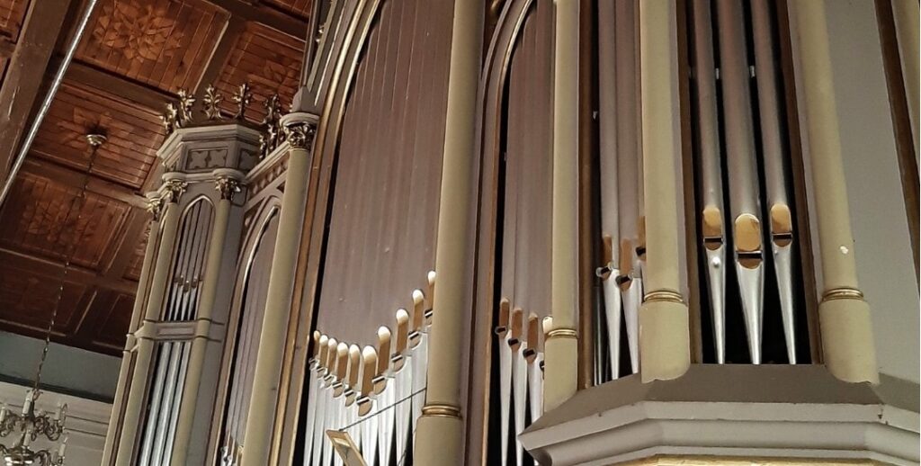 Rozpoczęła się renowacja organów z kościoła w Połczynie Zdroju [WIDEO]