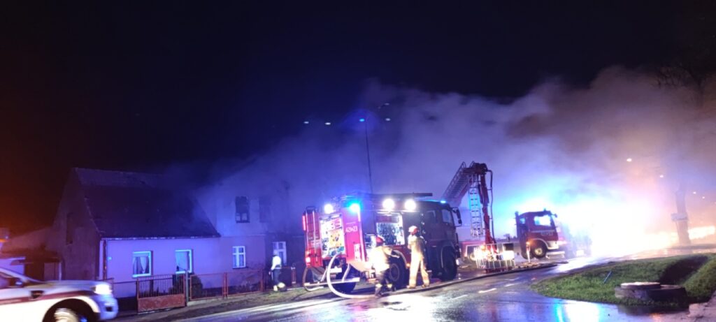 Pożar poddasza w budynku w Drawsku Pomorskim