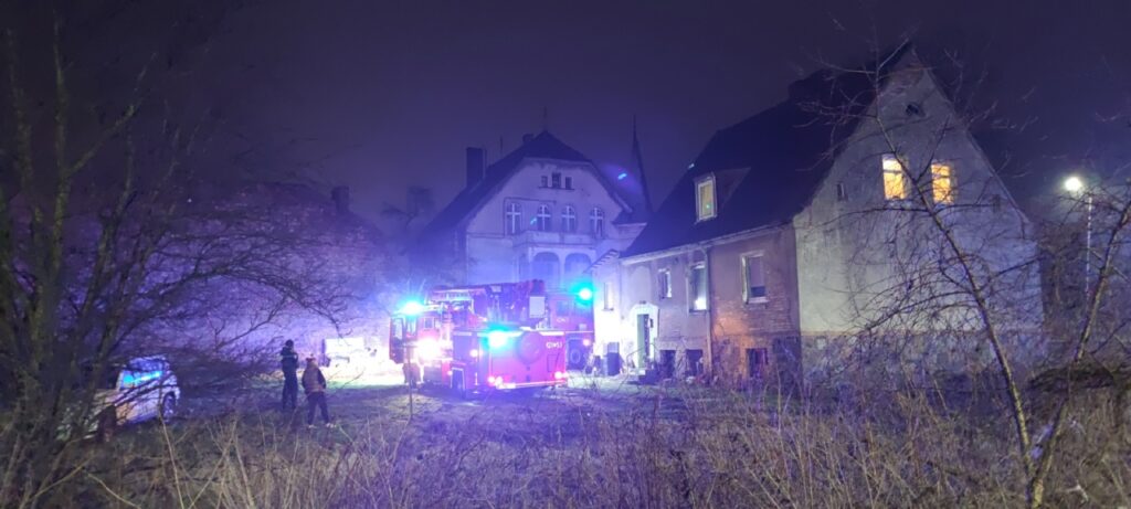 Interwencja strażaków w Drawsku przy ulicy Złocienieckiej