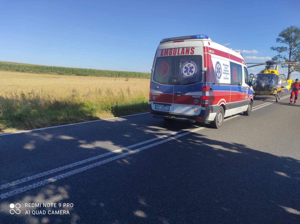 Wypadek drogowy w pobliżu Pomierzyna. Poszkodowaną zabrał śmigłowiec